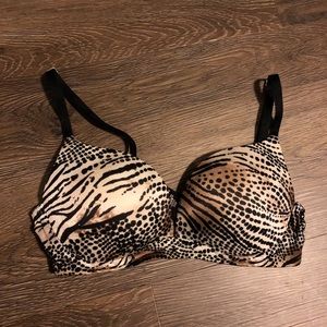 VICTORIA’S SECRET BIOFIT PUSH-UP BRA